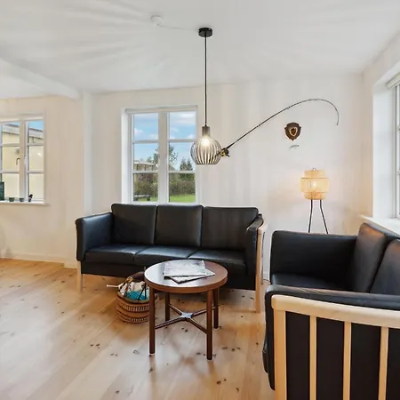 Holiday home Lovely In With Kitchen *